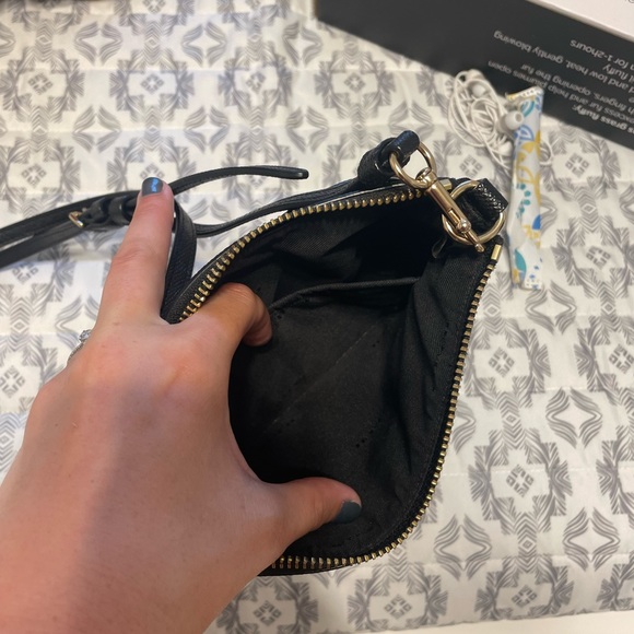 Coach Black Crossgrain Leather Purse - Picture 5 of 6